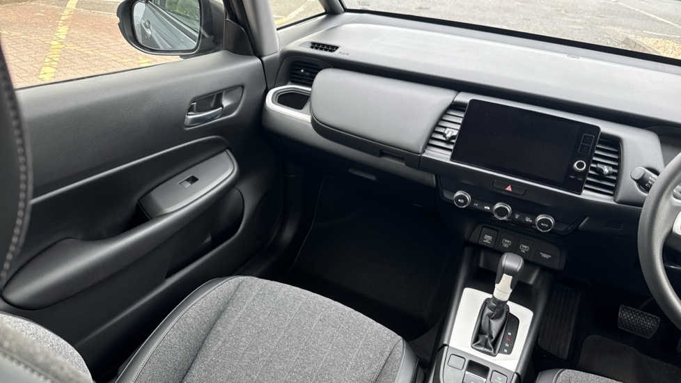 Honda Jazz 1.5 i-MMD Hybrid SR 5dr eCVT Hybrid Hatchback - Image 29