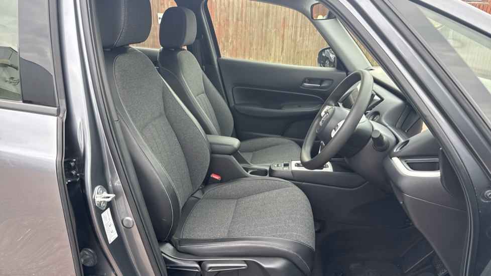 Honda Jazz 1.5 i-MMD Hybrid SR 5dr eCVT Hybrid Hatchback - Image 33