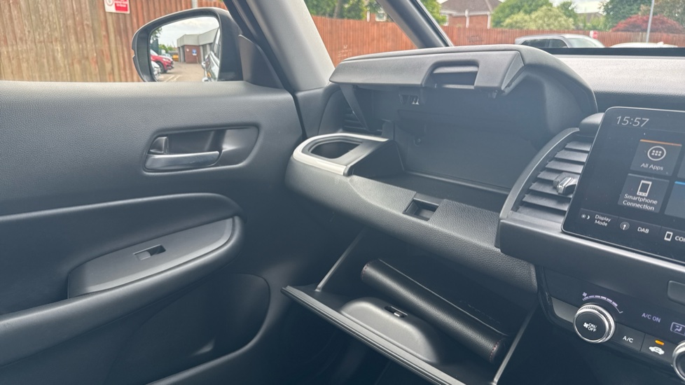 Honda Jazz 1.5 i-MMD Hybrid SR 5dr eCVT Hybrid Hatchback - Image 40