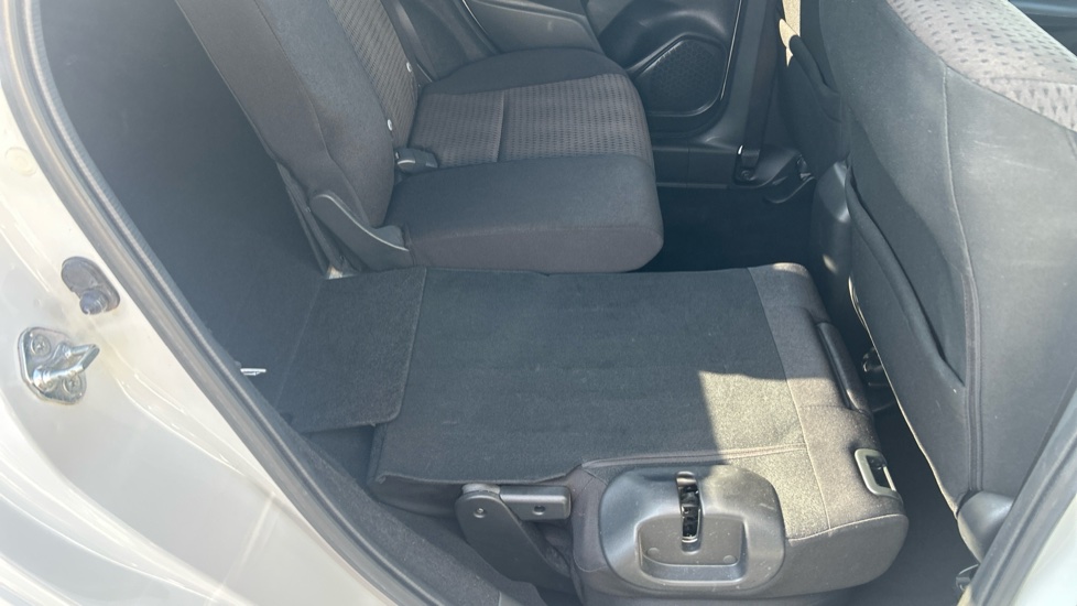 Honda Jazz 1.3 i-VTEC EX 5dr Petrol Hatchback - Image 29