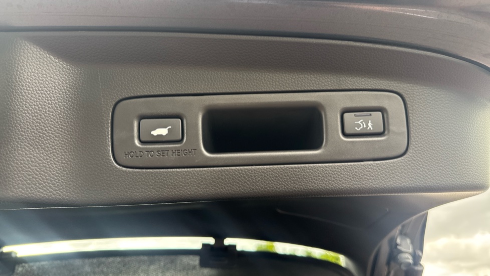 Honda HR-V 1.5 eHEV Advance 5dr CVT Hybrid Hatchback - Image 21