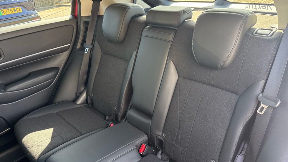 Honda HR-V 1.5 eHEV Advance 5dr CVT Hybrid Hatchback - Image 8