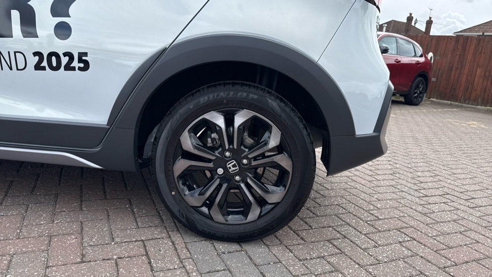 Honda Jazz 1.5 i-MMD Hybrid Crosstar Advance 5dr eCVT Hybrid Hatchback - Image 18