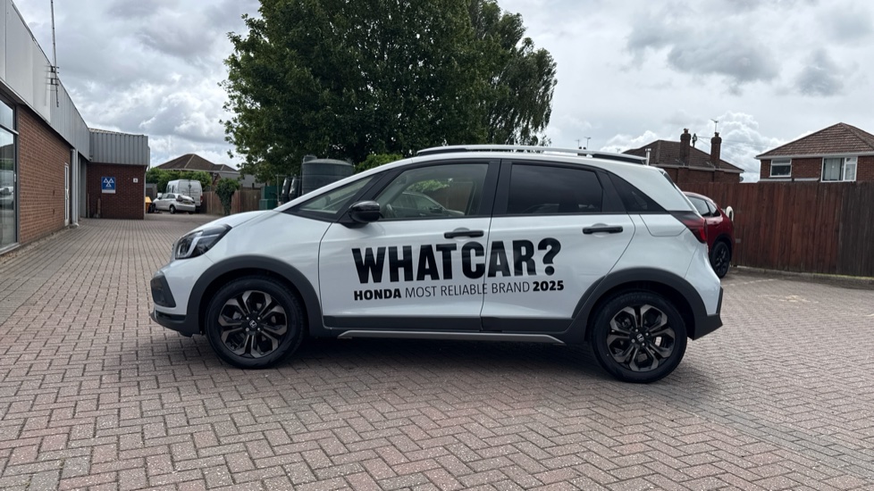Honda Jazz 1.5 i-MMD Hybrid Crosstar Advance 5dr eCVT Hybrid Hatchback - Image 20