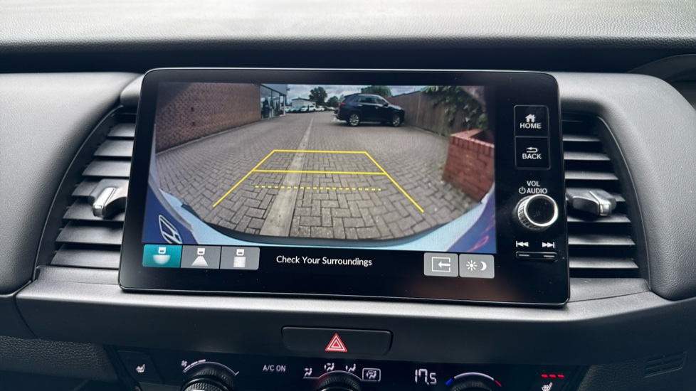 Honda Jazz 1.5 i-MMD Hybrid Crosstar Advance 5dr eCVT Hybrid Hatchback - Image 40