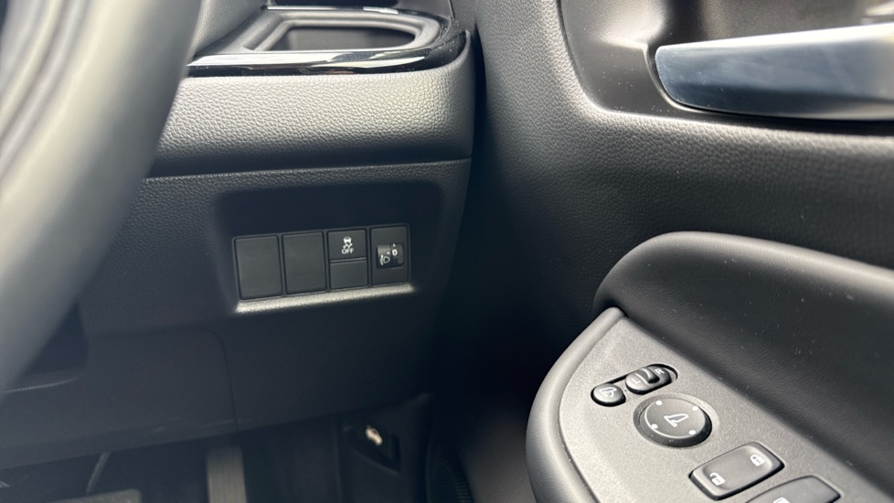Honda Jazz 1.5 i-MMD Hybrid Crosstar Advance 5dr eCVT Hybrid Hatchback - Image 45