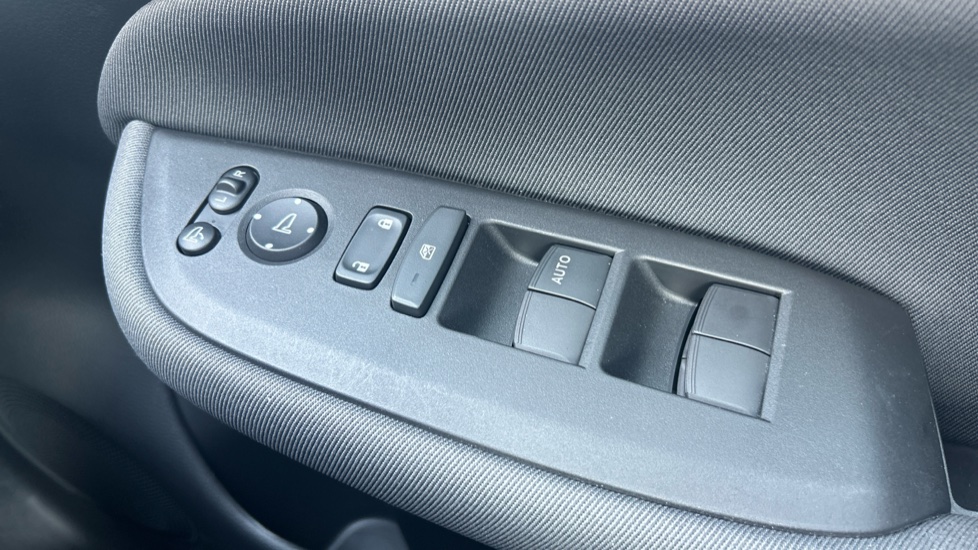 Honda Jazz 1.5 i-MMD Hybrid Elegance 5dr eCVT Hybrid Hatchback - Image 26