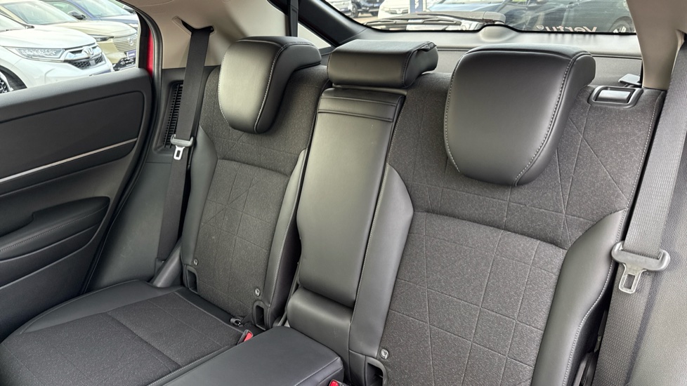 Honda HR-V 1.5 eHEV Advance 5dr CVT Hybrid Hatchback - Image 8