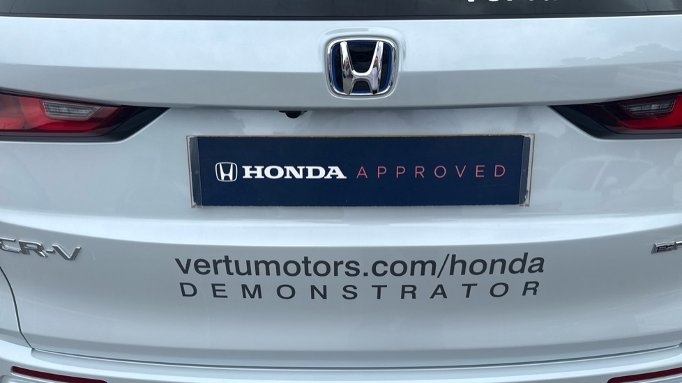 Honda CR-V 2.0 ePHEV Advance Tech 5dr eCVT Estate - Image 14