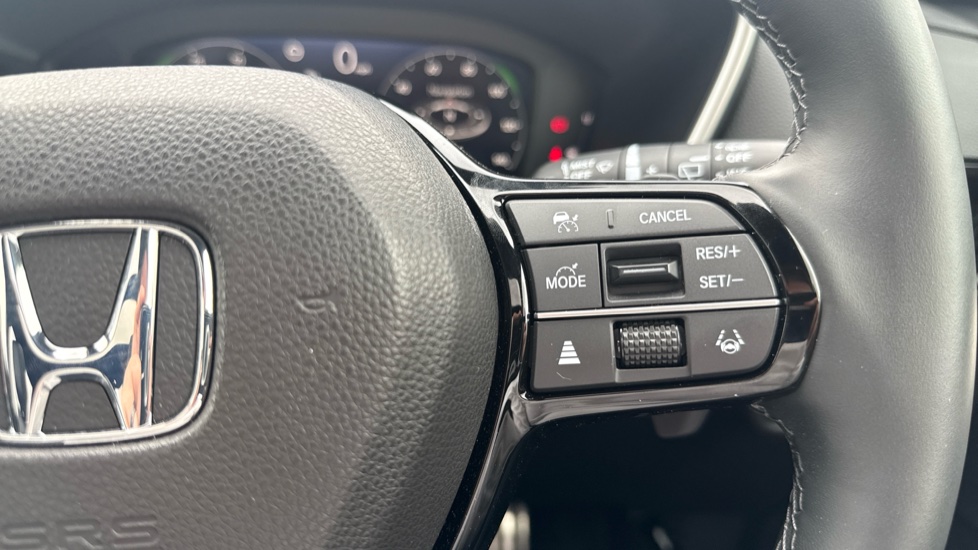 Honda CR-V 2.0 ePHEV Advance Tech 5dr eCVT Estate - Image 17