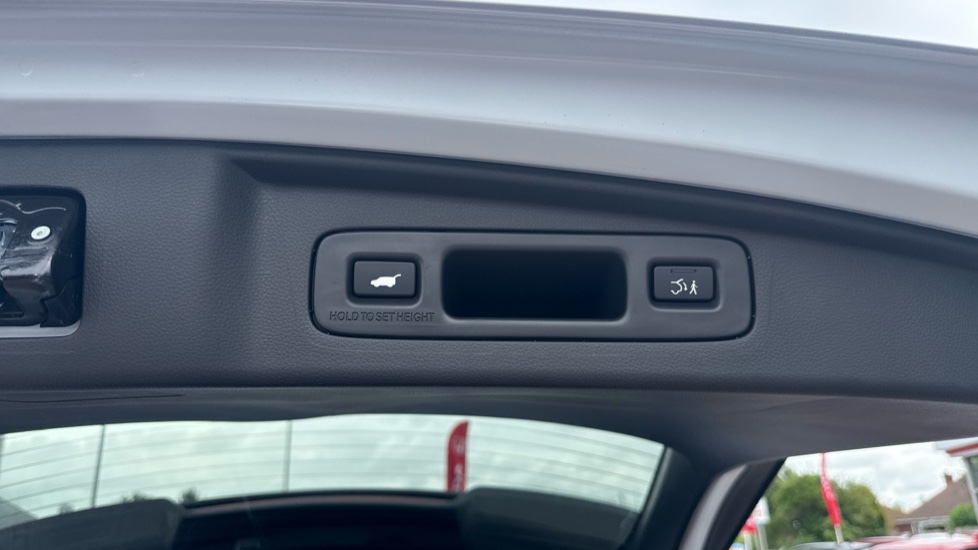 Honda CR-V 2.0 ePHEV Advance Tech 5dr eCVT Estate - Image 35