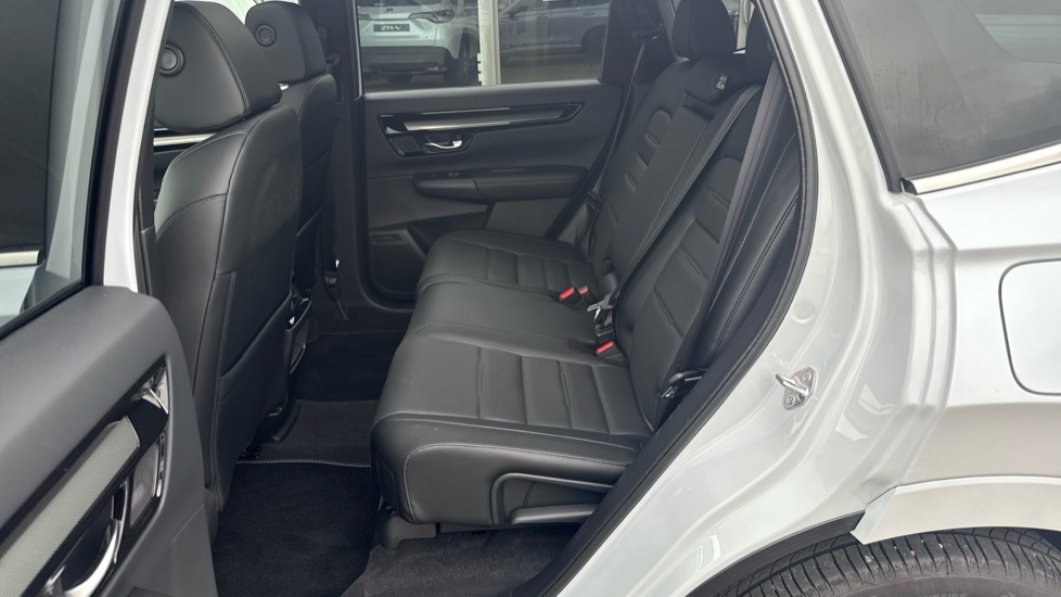 Honda CR-V 2.0 ePHEV Advance Tech 5dr eCVT Estate - Image 37