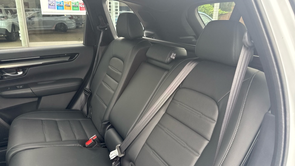 Honda CR-V 2.0 ePHEV Advance Tech 5dr eCVT Estate - Image 38