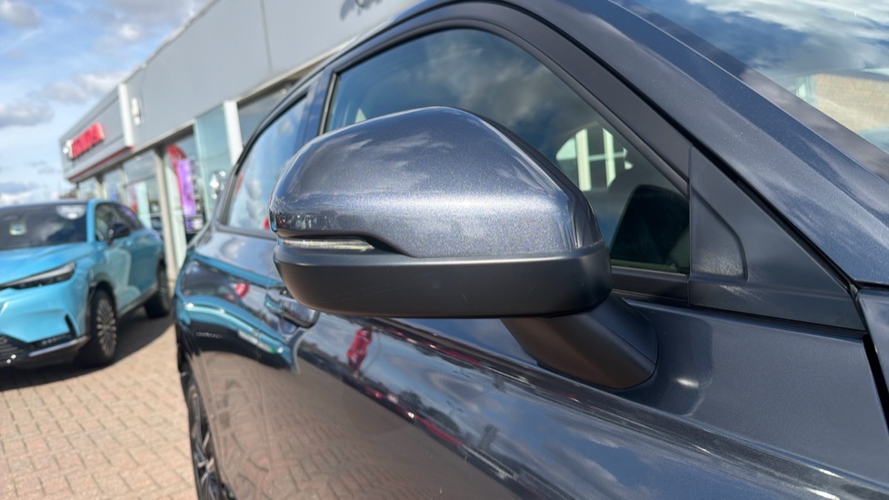 Honda HR-V 1.5 eHEV Advance 5dr CVT Hybrid Hatchback - Image 16