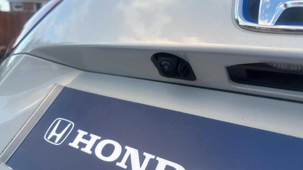 Honda Jazz 1.5 i-MMD Hybrid Advance 5dr eCVT Hybrid Hatchback - Image 15