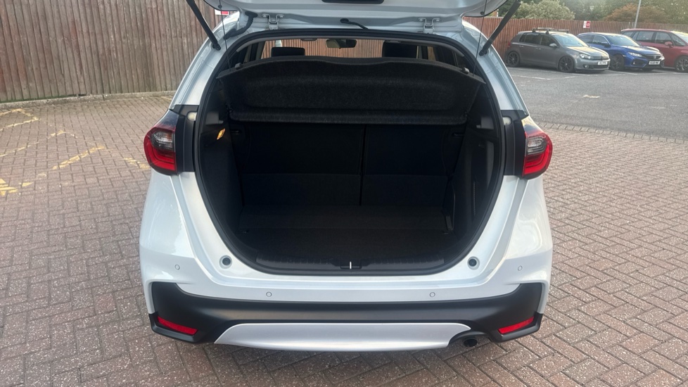Honda Jazz 1.5 i-MMD Hybrid Advance 5dr eCVT Hybrid Hatchback - Image 16