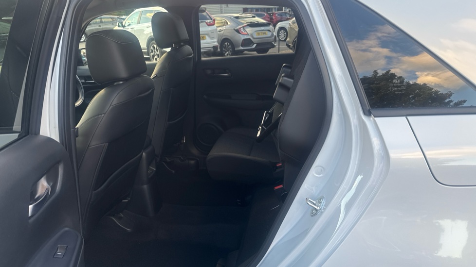 Honda Jazz 1.5 i-MMD Hybrid Advance 5dr eCVT Hybrid Hatchback - Image 28