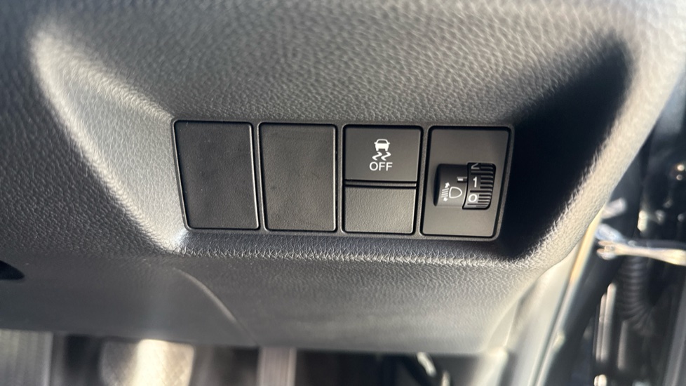 Honda Jazz 1.5 i-MMD Hybrid Advance 5dr eCVT Hybrid Hatchback - Image 33