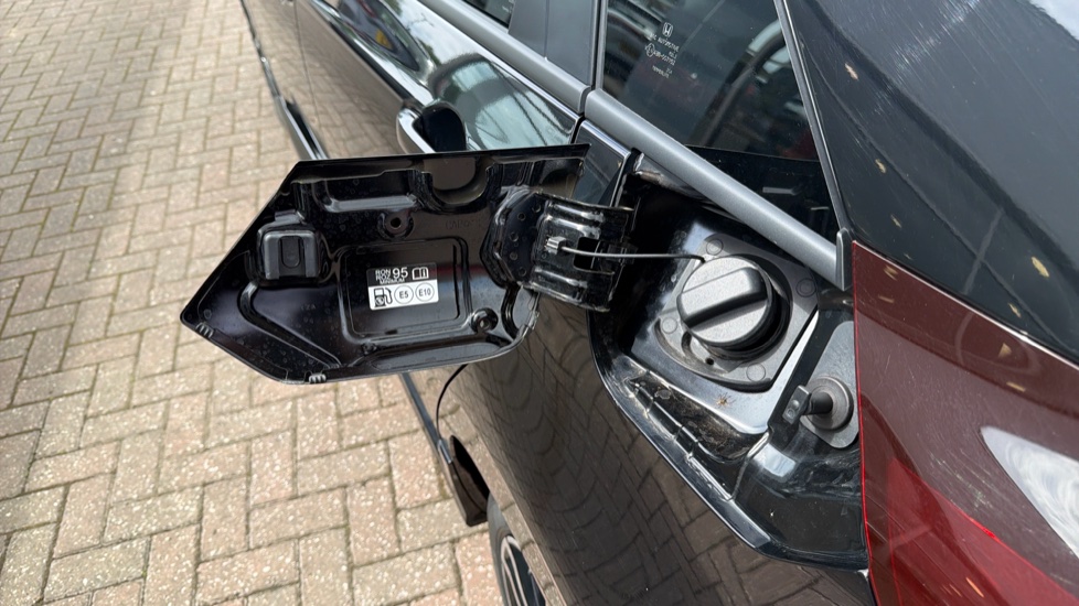 Honda Jazz 1.5 i-MMD Hybrid Advance Sport 5dr eCVT Hybrid Hatchback - Image 20