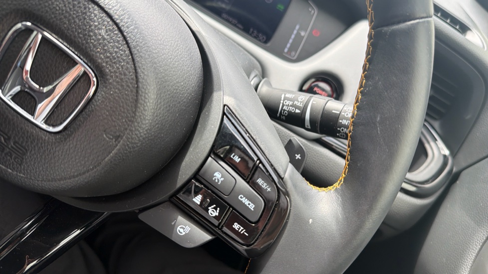 Honda Jazz 1.5 i-MMD Hybrid Advance Sport 5dr eCVT Hybrid Hatchback - Image 27