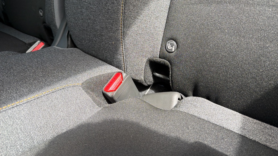 Honda Jazz 1.5 i-MMD Hybrid Advance Sport 5dr eCVT Hybrid Hatchback - Image 35