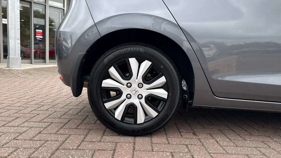 Honda Jazz 1.5 i-MMD Hybrid SR 5dr eCVT Hybrid Hatchback - Image 9