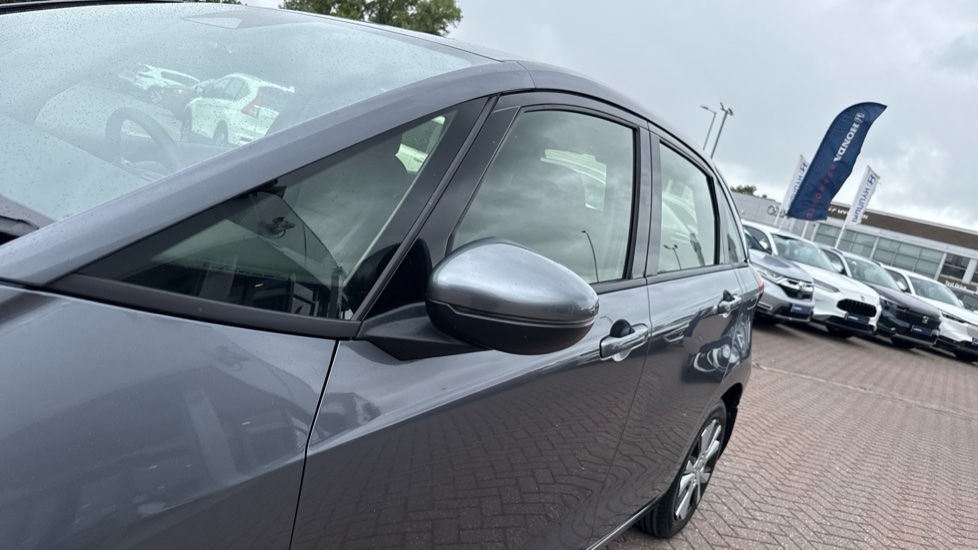 Honda Jazz 1.5 i-MMD Hybrid SR 5dr eCVT Hybrid Hatchback - Image 21
