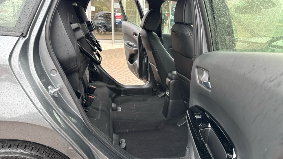 Honda Jazz 1.5 i-MMD Hybrid SR 5dr eCVT Hybrid Hatchback - Image 26
