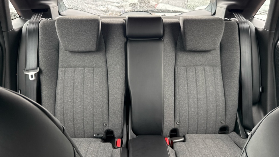 Honda Jazz 1.5 i-MMD Hybrid SR 5dr eCVT Hybrid Hatchback - Image 29