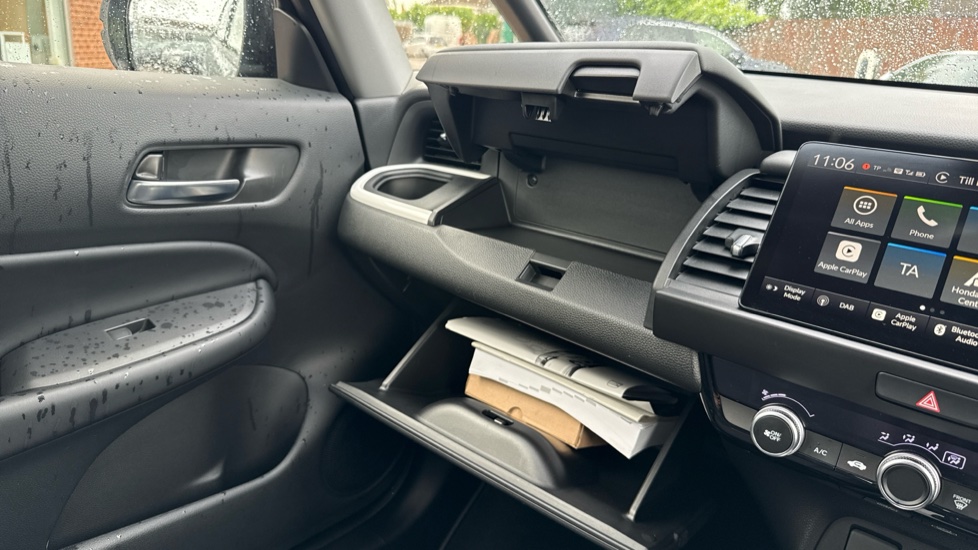 Honda Jazz 1.5 i-MMD Hybrid SR 5dr eCVT Hybrid Hatchback - Image 35