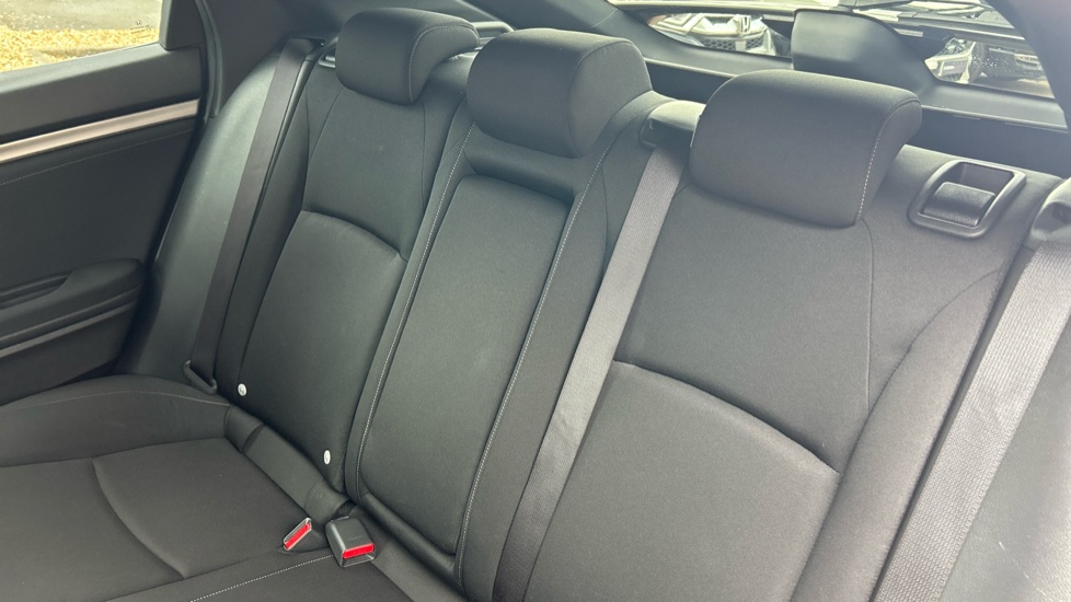 Honda Civic 1.5 VTEC Turbo Sport 5dr Petrol Hatchback - Image 8