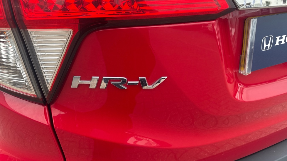 Honda HR-V 1.5 i-VTEC SE CVT 5dr Petrol Hatchback - Image 13