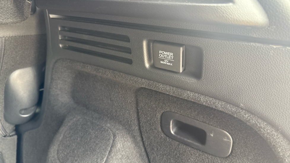 Honda HR-V 1.5 i-VTEC SE CVT 5dr Petrol Hatchback - Image 19