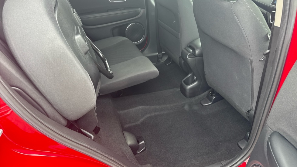 Honda HR-V 1.5 i-VTEC SE CVT 5dr Petrol Hatchback - Image 27