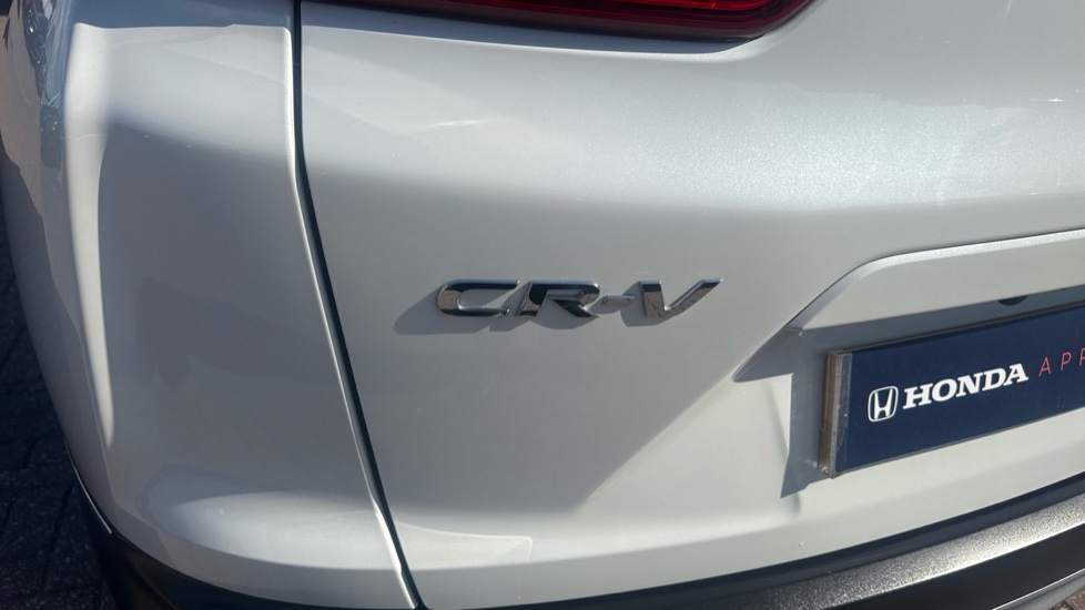 Honda CR-V 2.0 i-MMD Hybrid SR 5dr eCVT Hybrid Estate - Image 18