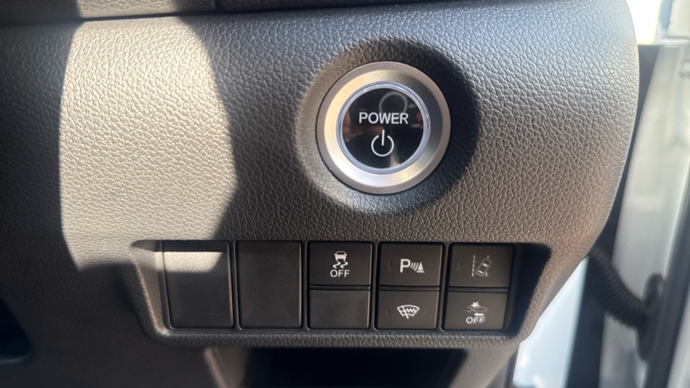 Honda CR-V 2.0 i-MMD Hybrid SR 5dr eCVT Hybrid Estate - Image 34