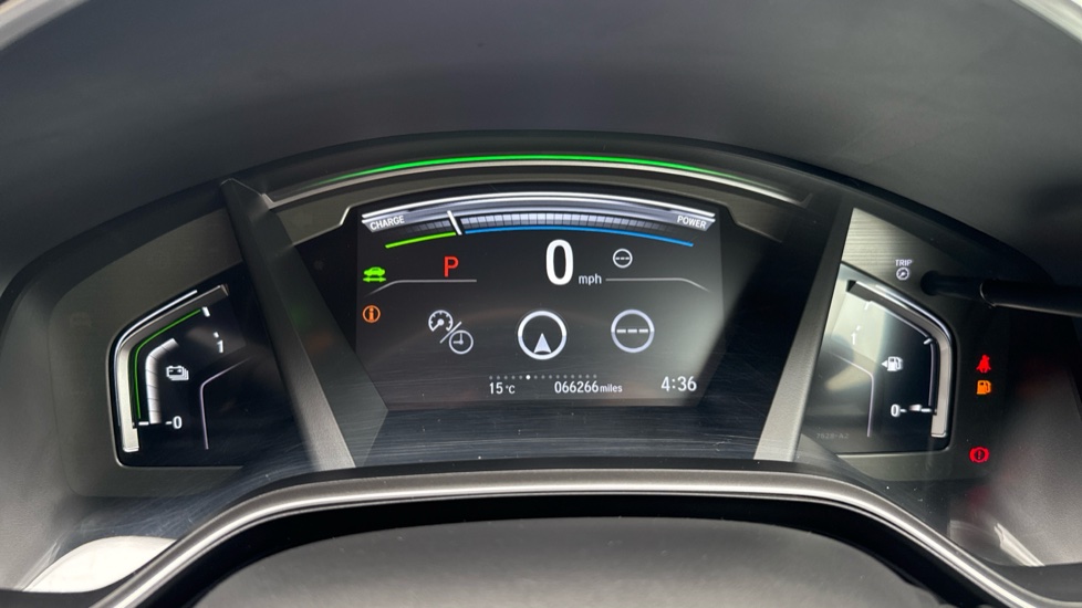 Honda CR-V 2.0 i-MMD Hybrid SR 5dr eCVT Hybrid Estate - Image 11