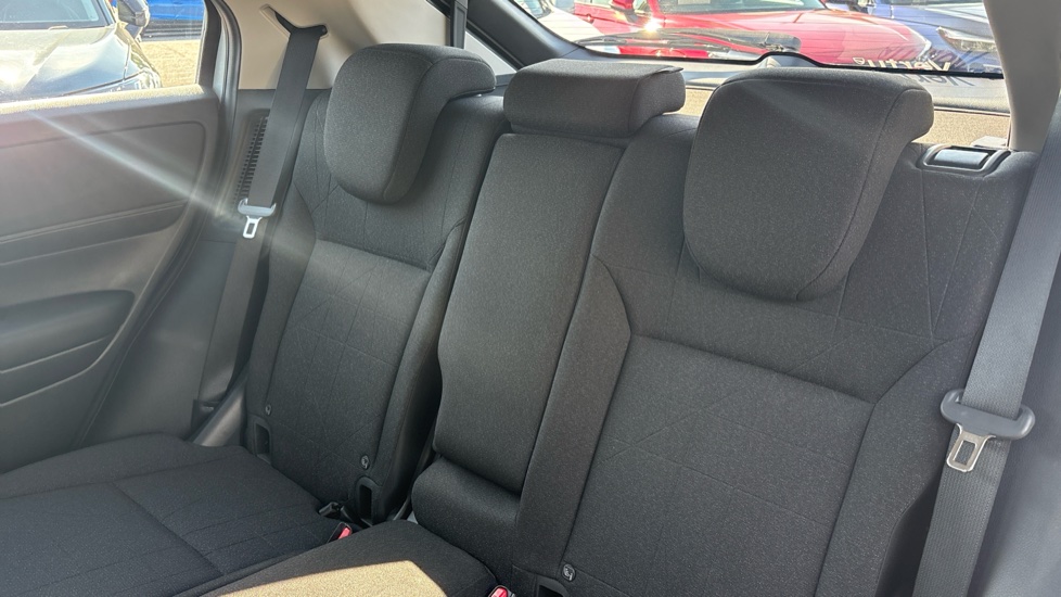 Honda HR-V 1.5 eHEV Elegance 5dr CVT Hybrid Hatchback - Image 8