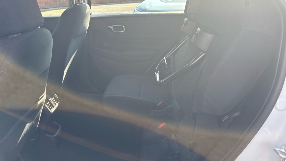 Honda HR-V 1.5 eHEV Elegance 5dr CVT Hybrid Hatchback - Image 14