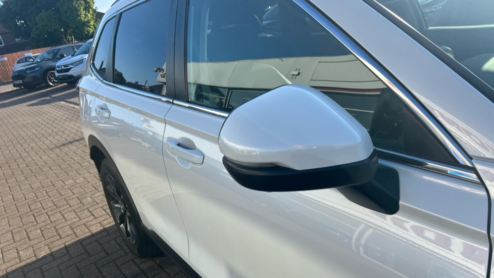 Honda CR-V 2.0 eHEV Advance 5dr eCVT Hybrid Estate - Image 17