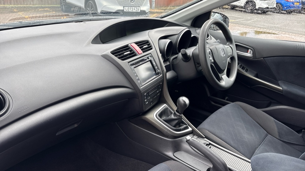 Honda Civic 1.4 i-VTEC SE-T 5dr Petrol Hatchback - Image 2
