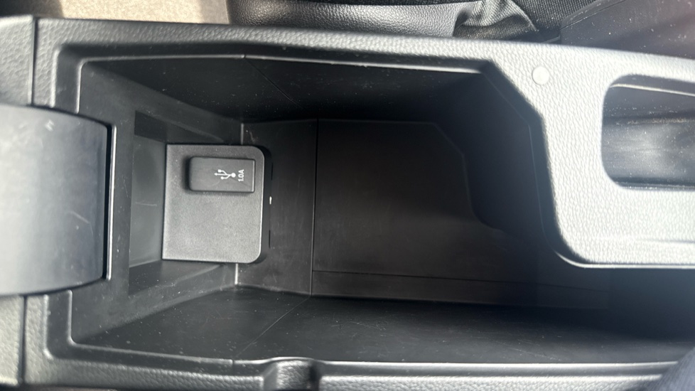Honda Jazz 1.5 i-VTEC Sport 5dr Petrol Hatchback - Image 35