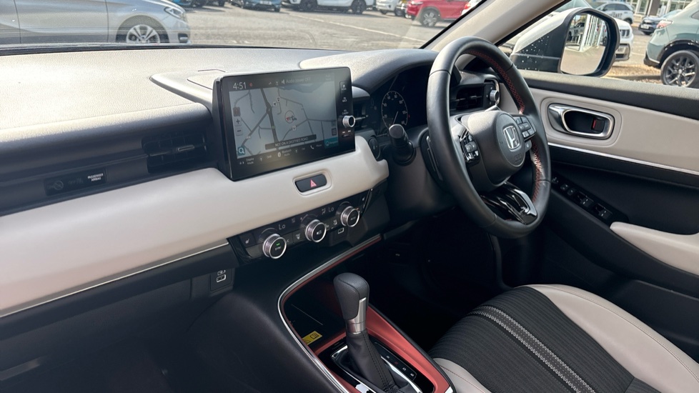 Honda HR-V 1.5 eHEV Advance Style 5dr CVT Hybrid Hatchback - Image 2