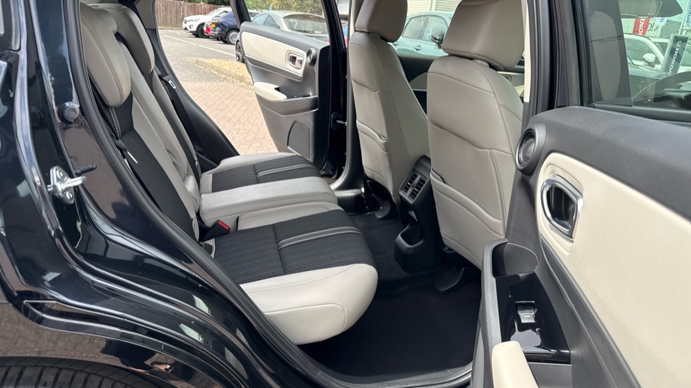 Honda HR-V 1.5 eHEV Advance Style 5dr CVT Hybrid Hatchback - Image 28