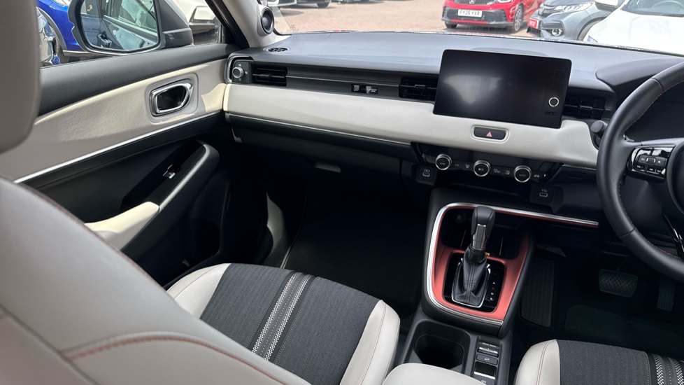 Honda HR-V 1.5 eHEV Advance Style 5dr CVT Hybrid Hatchback - Image 31