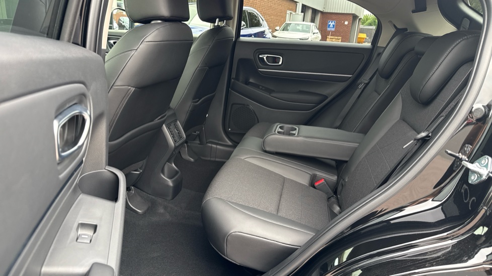 Honda HR-V 1.5 eHEV Advance 5dr CVT Hybrid Hatchback - Image 28
