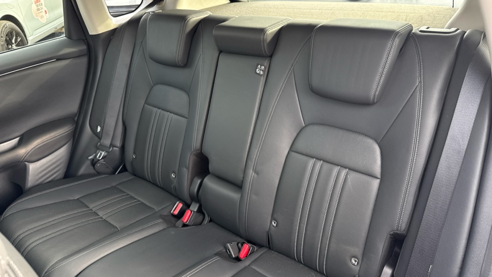 Honda Zr-V 2.0 eHEV Advance 5dr CVT Hybrid Estate - Image 8