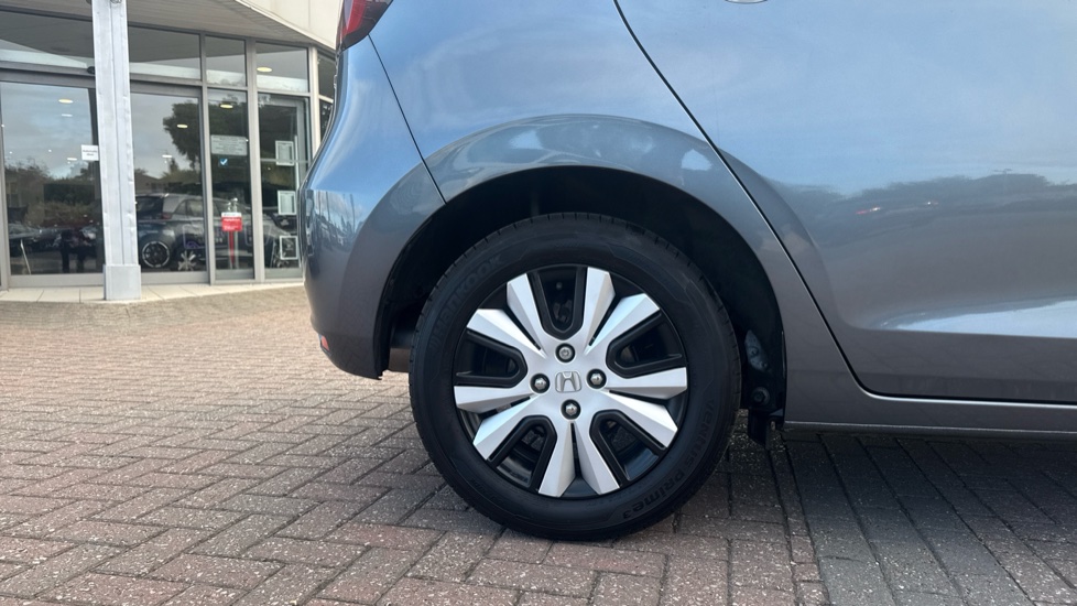 Honda Jazz 1.5 i-MMD Hybrid SR 5dr eCVT Hybrid Hatchback - Image 9