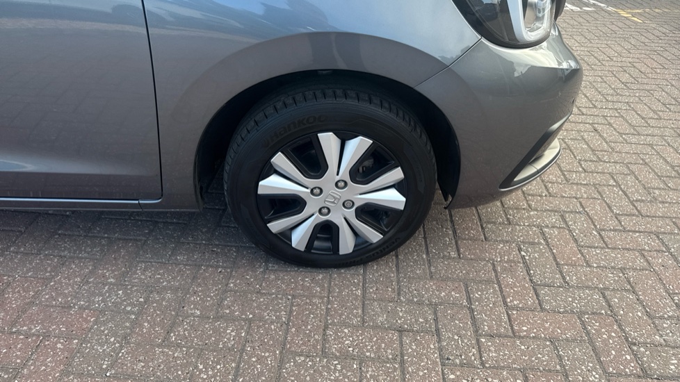 Honda Jazz 1.5 i-MMD Hybrid SR 5dr eCVT Hybrid Hatchback - Image 14
