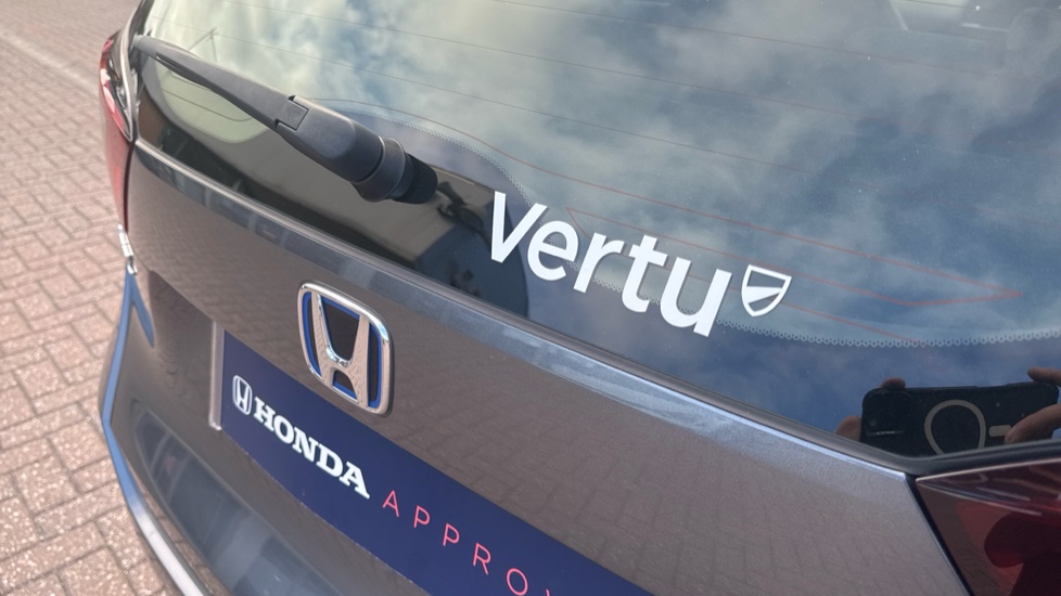 Honda Jazz 1.5 i-MMD Hybrid SR 5dr eCVT Hybrid Hatchback - Image 17